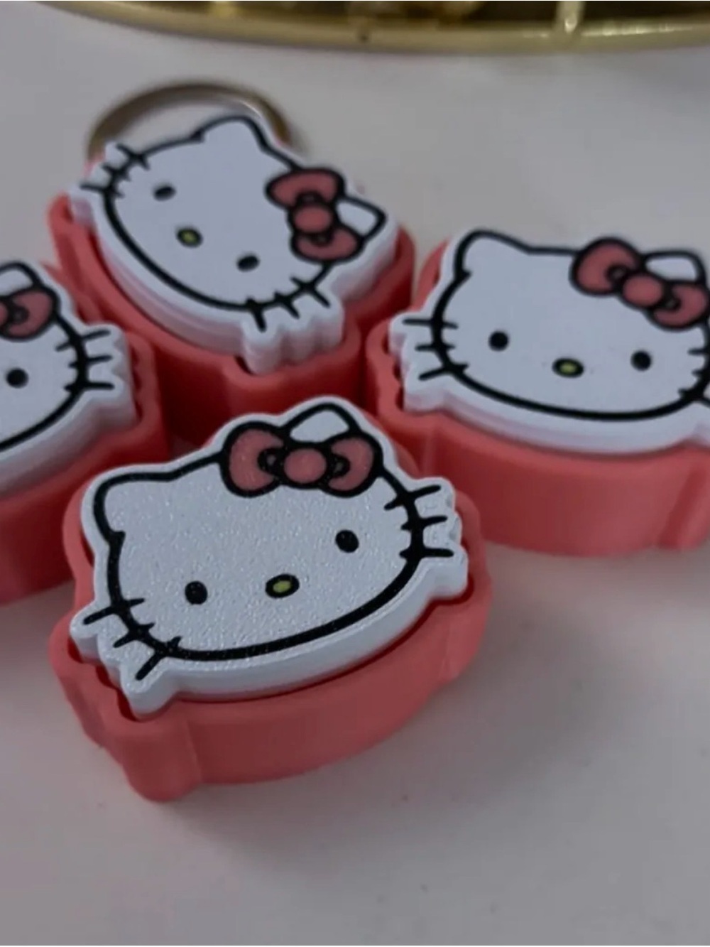 HELLO KITTY Fidget Clicker - Picture 2 of 3